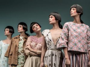 Stylish Petite Plus Clothes From SaleHoo For Your Dropshipping Business