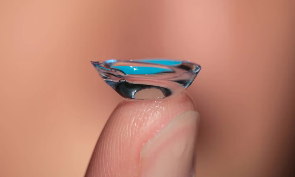 Silicone Hydrogel Contacts: The Big Deal for Eye Comfort