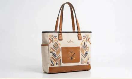 How Spacious Tote Bags Make Carrying Daily Essentials More Convenient